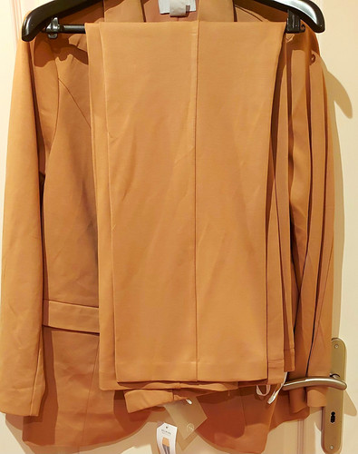 Hosenanzug beige - gr, 46
